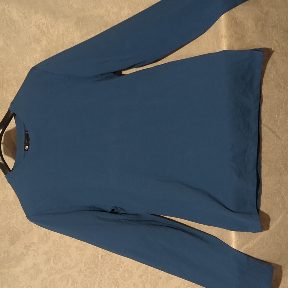 NWT Blue Le 31 Mens Size Small Long Sleeve Sweatshirt